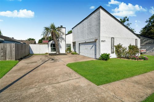 11527 Deep Meadow Dr, Houston, TX, 77064-2108 | Card Image