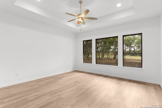 8166 Blue Oak, House other with 4 bedrooms, 5 bathrooms and null parking in Garden Ridge TX | Image 49