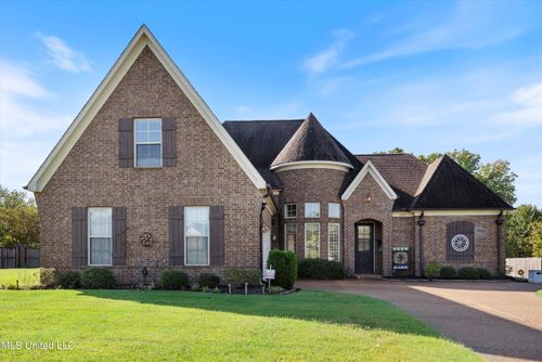 3217 S Emery Circle, Nesbit, MS, 38651 | Card Image