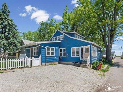 4346 S 4th St, Luna Pier, MI, 48157-9505 | Card Image