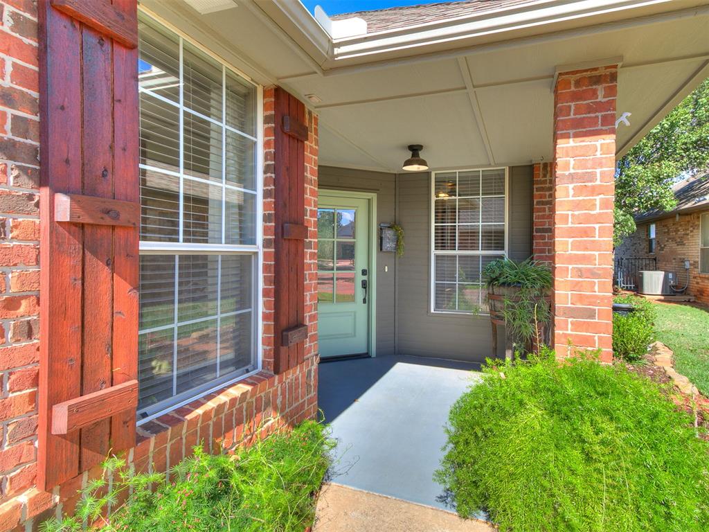 4001 Tamarac Ct, For Sale in Edmond - eXp Realty