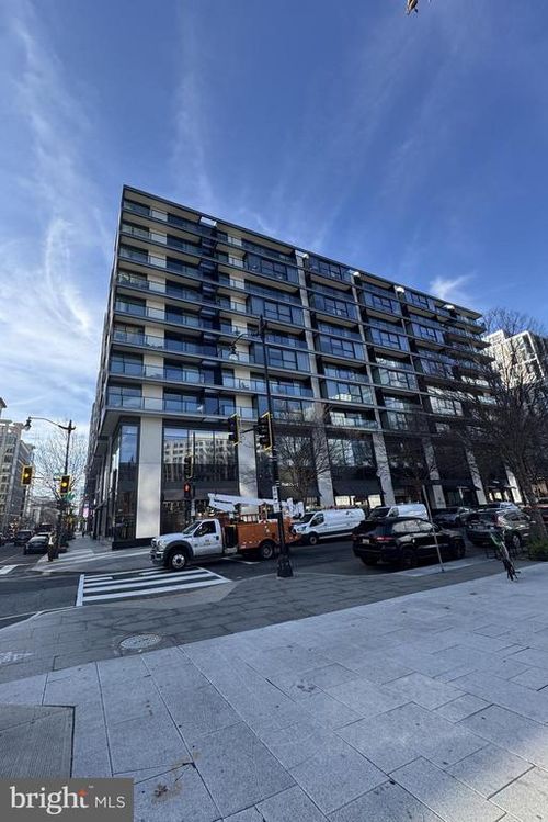 504-505-920 I St Nw, WASHINGTON, DC, 20001 | Card Image