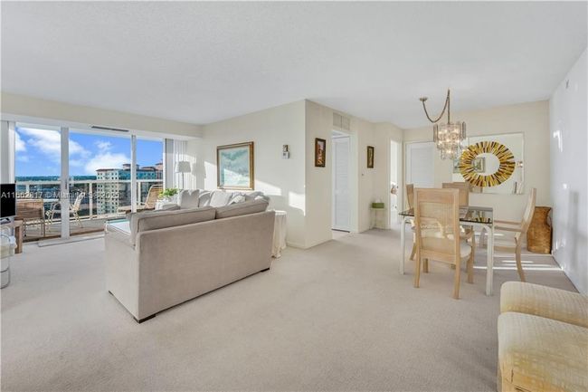 APT-1807 - 2841 N Ocean Blvd, Condo with 2 bedrooms, 2 bathrooms and null parking in Fort Lauderdale FL | Image 10