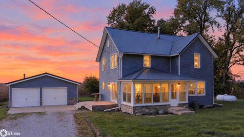2949 Lafayette Ave, Melbourne, IA, 50162-9579 | Card Image
