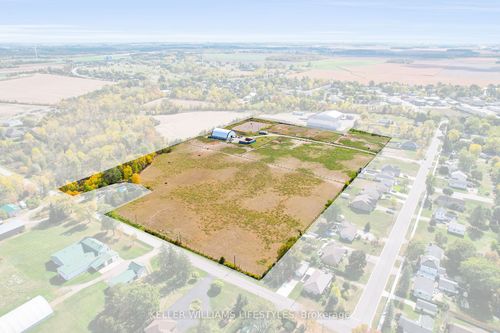 168 Elizabeth St, Thedford, ON, N0M2N0 | Card Image