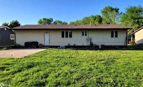 105 Briar Cove Rd, Algona, IA, 50511-7145 | Card Image