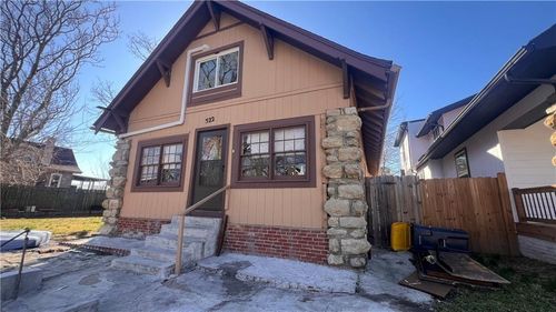 522 Kensington Ave, Kansas City, MO, 64124-2112 | Card Image