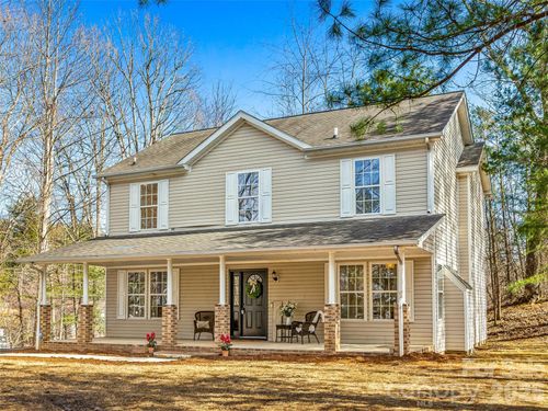 907 Gleason St, Arden, NC, 28704-9253 | Card Image