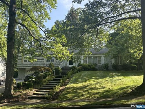 229 Allison Ct, Englewood, NJ, 07631-4301 | Card Image