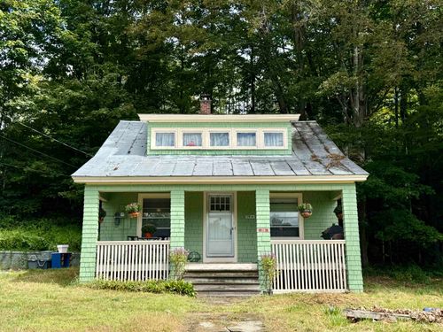 226 N Main St, Bethel, VT, 05032-9687 | Card Image