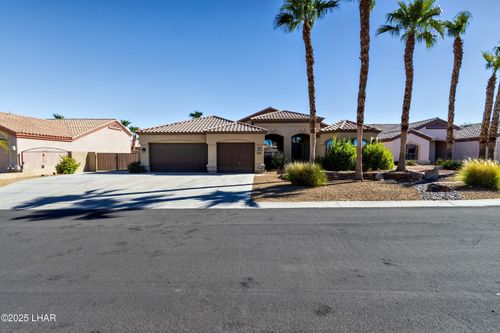 3943 Surrey Hills Ln, Lake Havasu City, AZ, 86404-8718 | Card Image