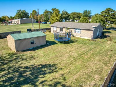 258 Se 1st, House other with 3 bedrooms, 2 bathrooms and null parking in Atoka OK | Image 3