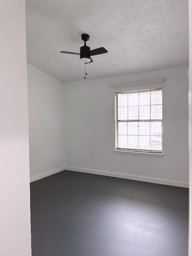 UNIT-3 - 21107 Highland Lake Dr, Townhouse with 2 bedrooms, 2 bathrooms and 2 parking in Lago Vista TX | Image 6