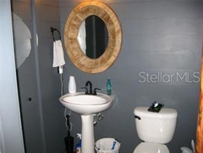 UNIT-27 - 2001 E 2 Nd Ave, Condo with 1 bedrooms, 2 bathrooms and null parking in TAMPA FL | Image 11