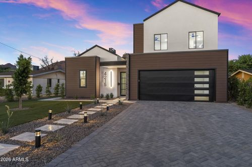4215 N 42nd St, Phoenix, AZ, 85018-4207 | Card Image