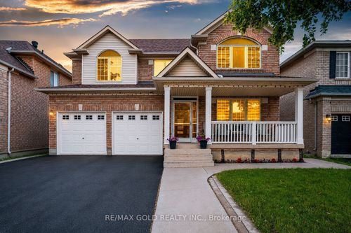 8 Upshall Dr, Brampton, ON, L6P1E1 | Card Image