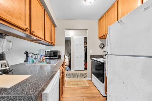 21640 Hillside #3c Drive, Clinton Charter Township, MI, 48035 | Card Image