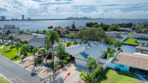 139 Coral Cir, SOUTH DAYTONA, FL, 32119-2210 | Card Image