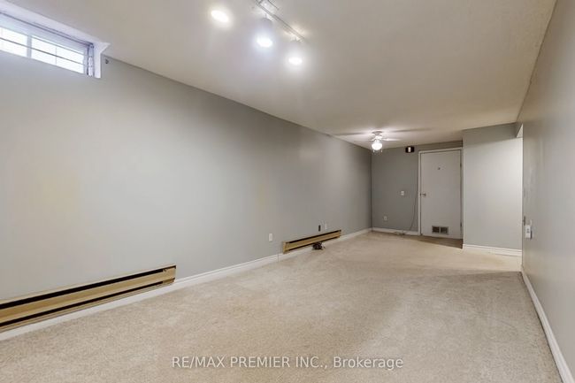 191 Invergordon Ave, House other with 6 bedrooms, 3 bathrooms and 4 parking in Scarborough ON | Image 31