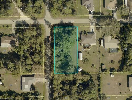 300 7th W, Lehigh Acres, FL, 33972 | Card Image