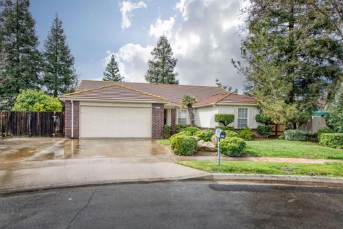 6103 N Prospect Avenue, Fresno, CA, 93711 | Card Image