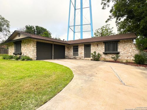 7607 Old Spanish Trl, Live Oak, TX, 78233-2808 | Card Image