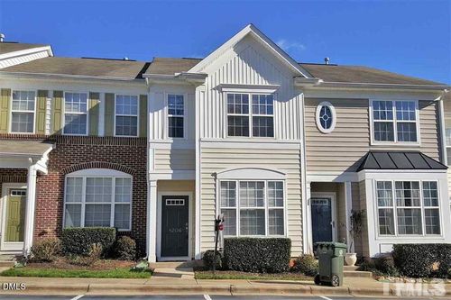 8206 City Loft Ct, Raleigh, NC, 27613-6892 | Card Image