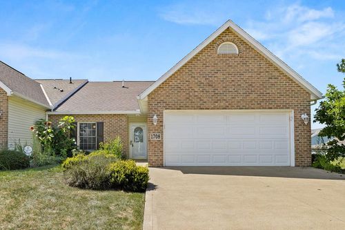 1708 Deermeadow Ct, Ashland, OH, 44805-4801 | Card Image