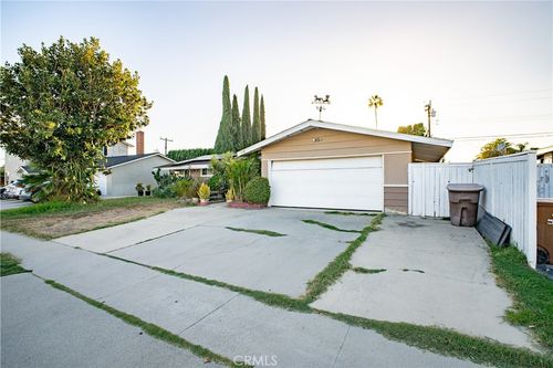 11181 Clarissa St, Garden Grove, CA, 92840-1206 | Card Image