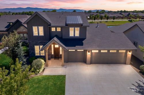362 Hamlin Ln, Eagle, ID, 83616-4123 | Card Image