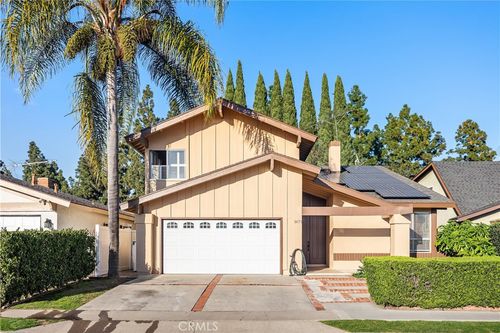 1671 Green Meadow Ave, Tustin, CA, 92780-6658 | Card Image