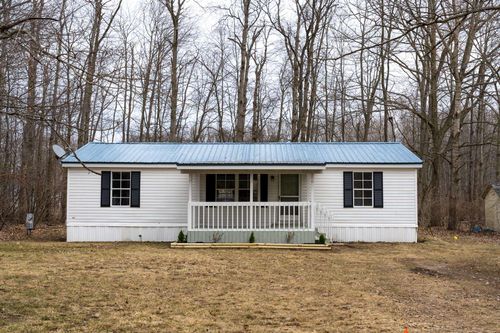 2002 Sequoia Ct, Weidman, MI, 48893-8833 | Card Image