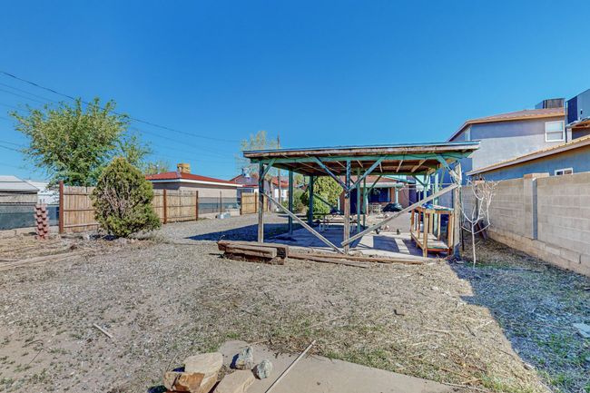 154 Mescalero Road Nw, House other with 4 bedrooms, 2 bathrooms and null parking in Albuquerque NM | Image 41