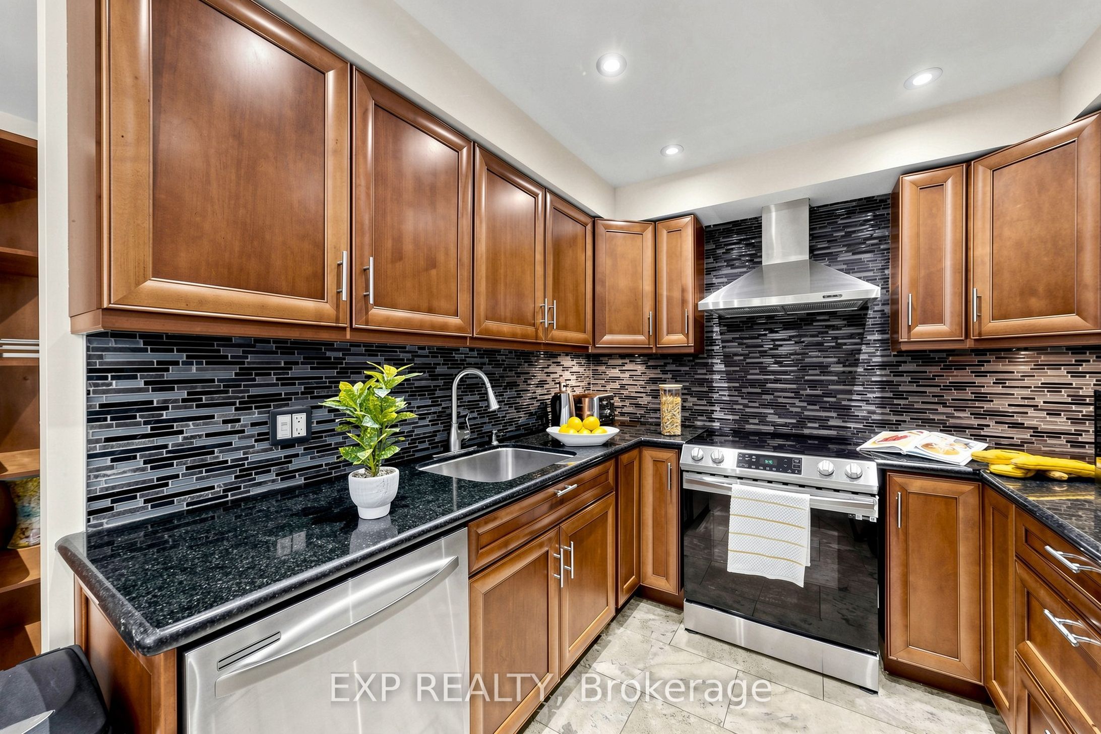 Residential in Mississauga 5