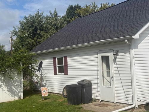814 Richmond St, Hartford City, IN, 47348-2623 | Card Image