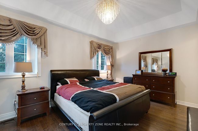 9 Haywood Dr, House other with 6 bedrooms, 5 bathrooms and 4 parking in Brampton ON | Image 22