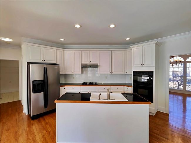 11365 Donnington Dr, House other with 5 bedrooms, 4 bathrooms and null parking in Duluth GA | Image 11