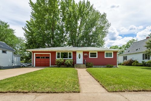 325 Selma Street, Eau Claire, WI, 54703 | Card Image