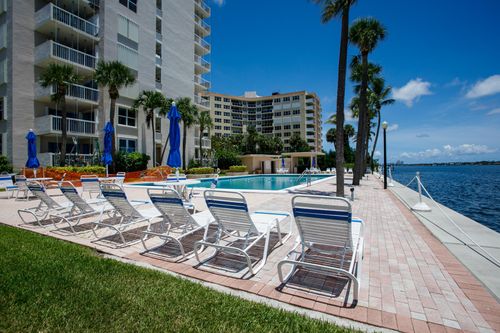 911-2600 N Flagler Dr, West Palm Beach, FL, 33407-5521 | Card Image