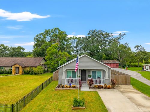 7908 Lakeshore Dr, TAMPA, FL, 33604-3711 | Card Image