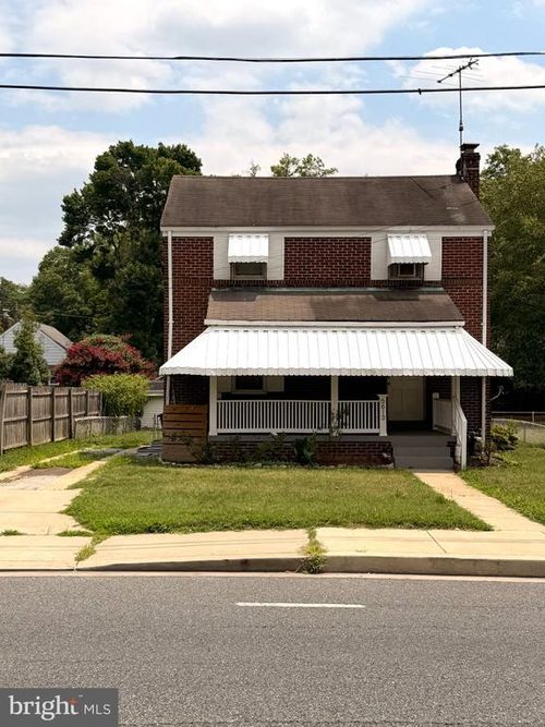 5613 Queens Chapel Rd, HYATTSVILLE, MD, 20782-3855 | Card Image