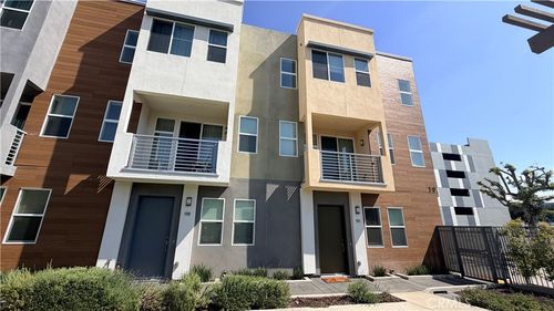 c-19 S Chapel Avenue, Alhambra, CA, 91801 | Card Image