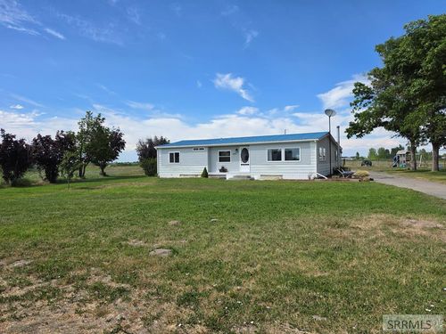858 E 1000 N, Shelley, ID, 83274-5220 | Card Image