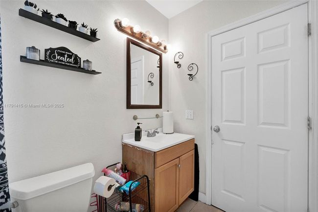 1910 Nw 72 Nd St, Home with 0 bedrooms, 0 bathrooms and 6 parking in Miami FL | Image 20
