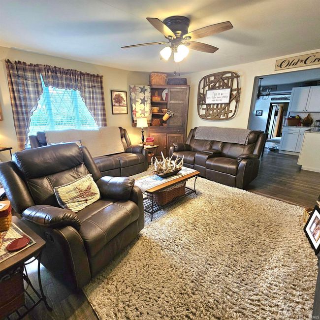 787 S Main St, House other with 3 bedrooms, 2 bathrooms and null parking in Linton IN | Image 6