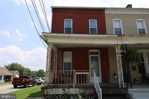 501 Hellam St, WRIGHTSVILLE, PA, 17368-1135 | Card Image