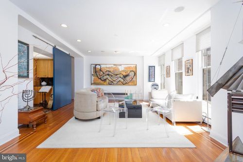 apt-15b-1901 Walnut St, PHILADELPHIA, PA, 19103-4659 | Card Image