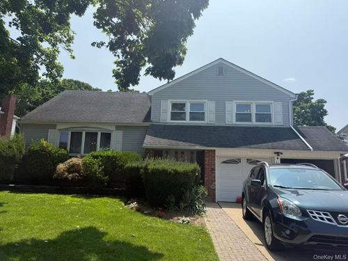 56 Convent Rd, Syosset, NY, 11791-3811 | Card Image