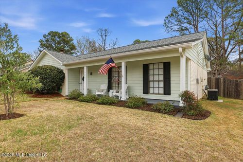 304 Longmeadow Dr, Ridgeland, MS, 39157-3529 | Card Image