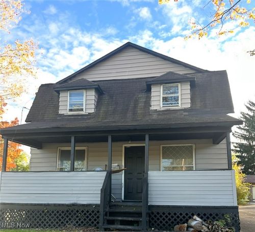 78 Sexton St, Struthers, OH, 44471-1732 | Card Image